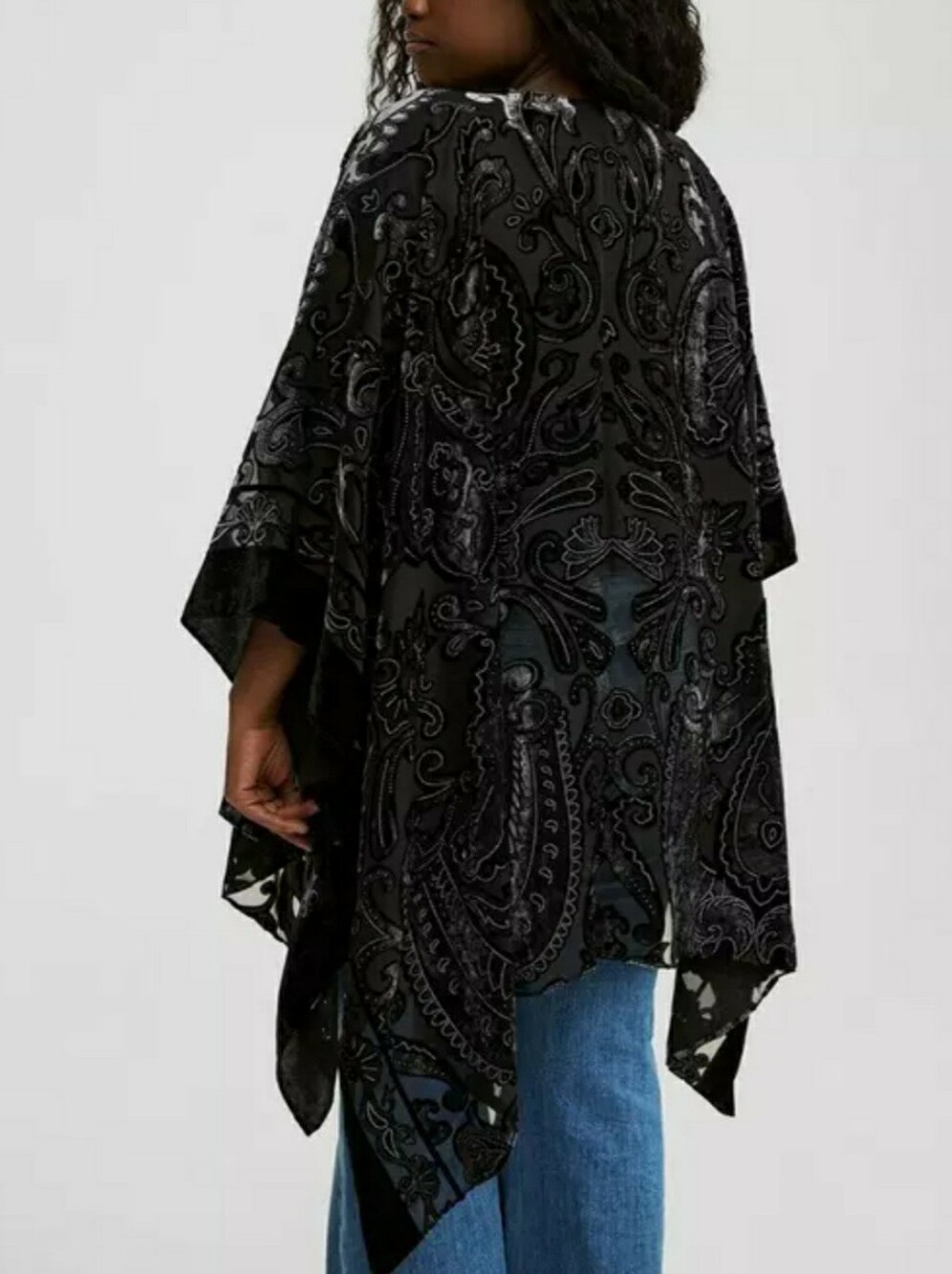 Torrid Embellished Burnout Ruana - Picture 3 of 12